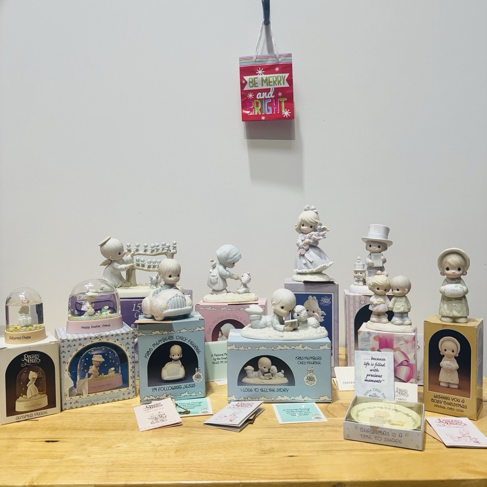 Precious Moments Lot of 11 Vintage Figurines Members Only Limited Editions Box 5